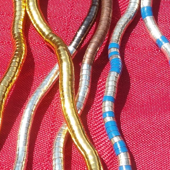 METAL SCRUNCH JEWELRY   BUY 1 GET 1 FREE !!!  MAKE GREAT GIFTS !!! - Picture 3 of 16